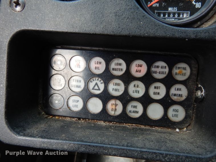 image for item DG6457 1989 MCI MC9 coach bus