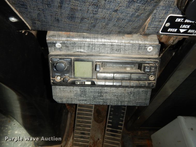 image for item DG6457 1989 MCI MC9 coach bus