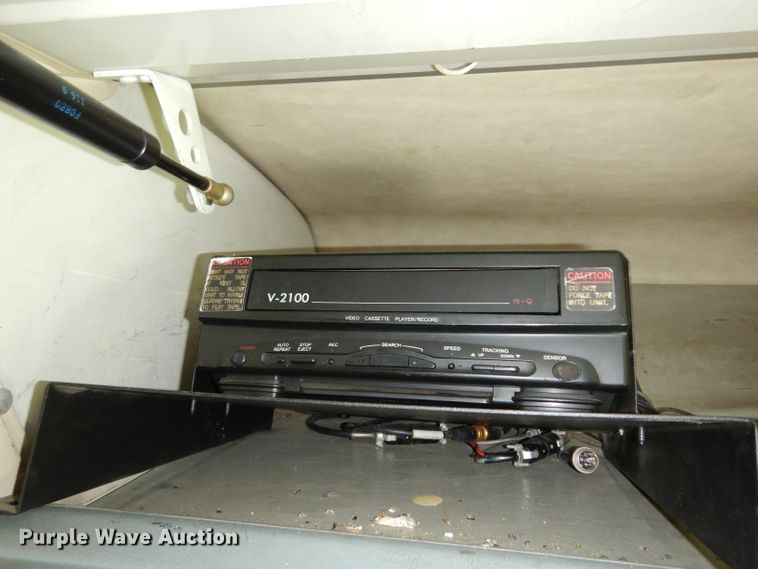 image for item DG6457 1989 MCI MC9 coach bus