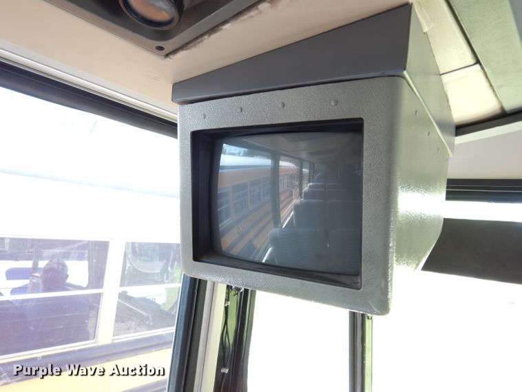 image for item DG6457 1989 MCI MC9 coach bus