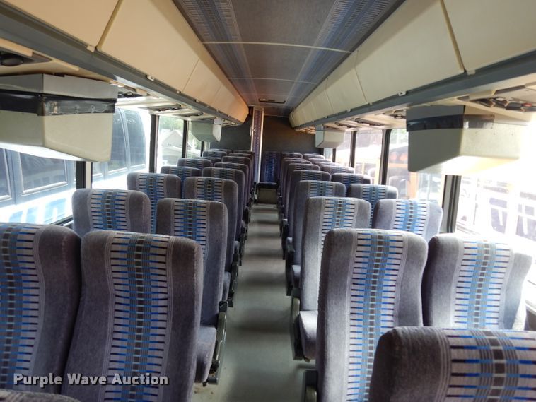 image for item DG6457 1989 MCI MC9 coach bus