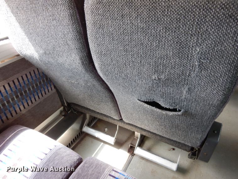 image for item DG6457 1989 MCI MC9 coach bus