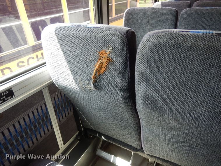 image for item DG6457 1989 MCI MC9 coach bus