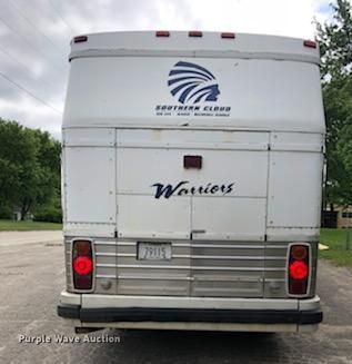 image for item DG6457 1989 MCI MC9 coach bus