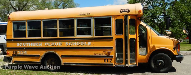 image for item DG6458 2001 Chevrolet Express school bus