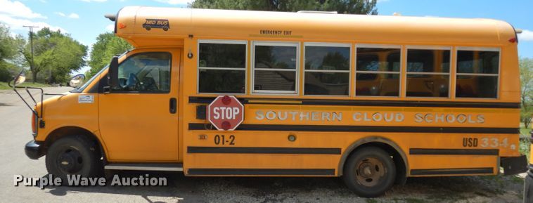 image for item DG6458 2001 Chevrolet Express school bus