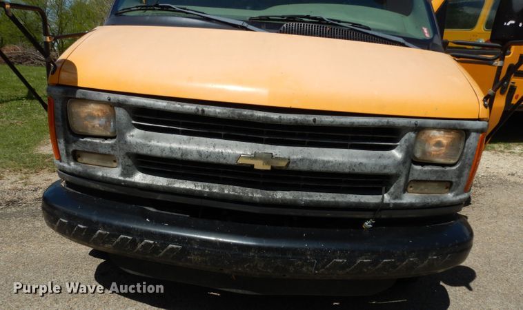image for item DG6458 2001 Chevrolet Express school bus