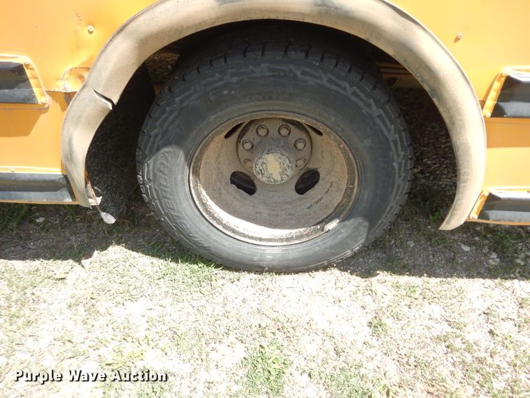 image for item DG6458 2001 Chevrolet Express school bus