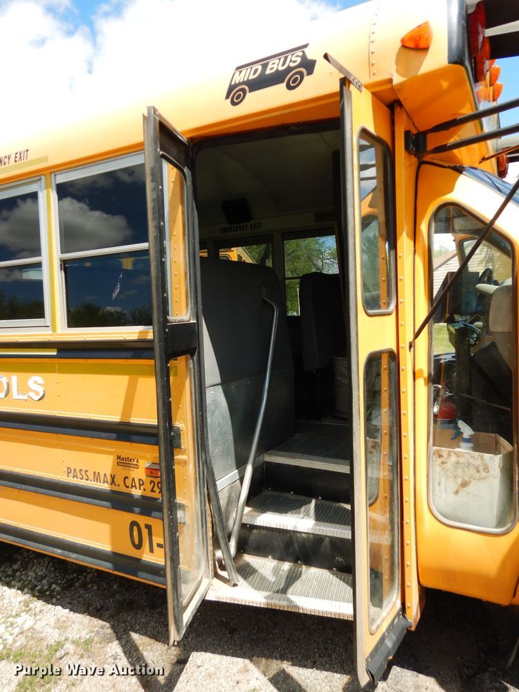 image for item DG6458 2001 Chevrolet Express school bus