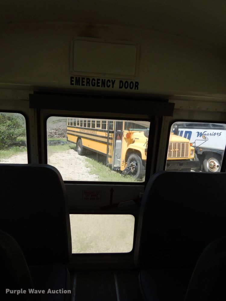 image for item DG6458 2001 Chevrolet Express school bus