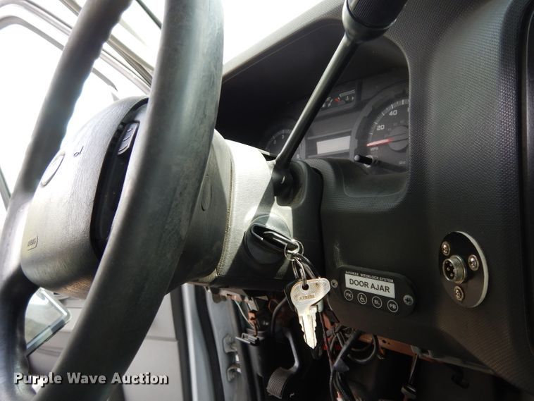 image for item DG6463 2011 Ford Econoline E450 Super Duty Aerotech shuttle bus