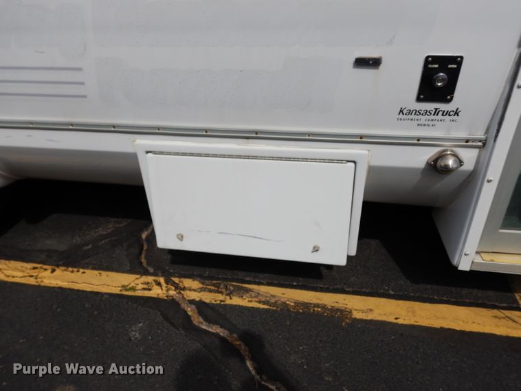 image for item DG6463 2011 Ford Econoline E450 Super Duty Aerotech shuttle bus