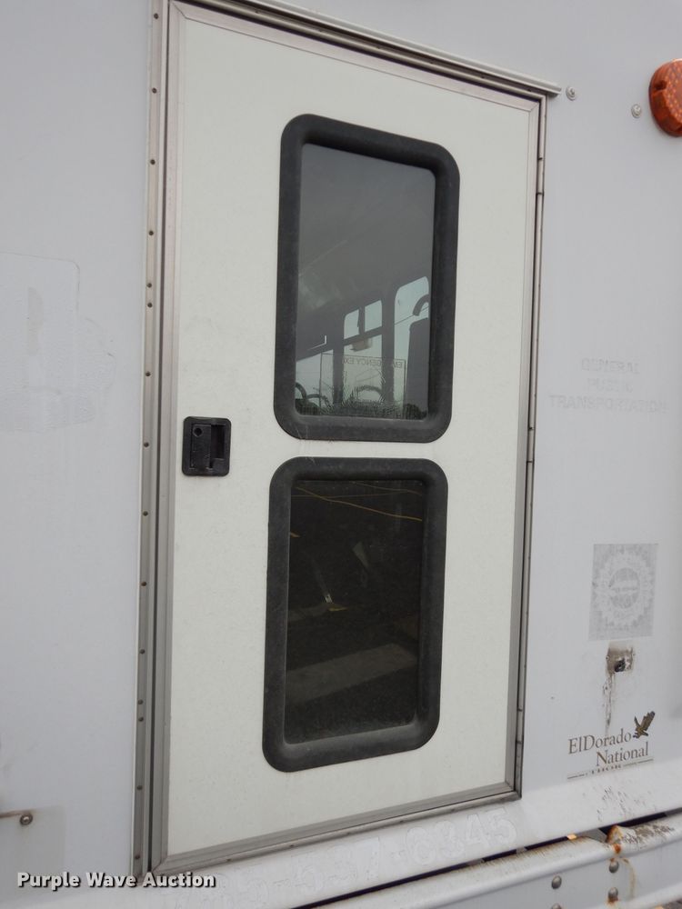 image for item DG6463 2011 Ford Econoline E450 Super Duty Aerotech shuttle bus