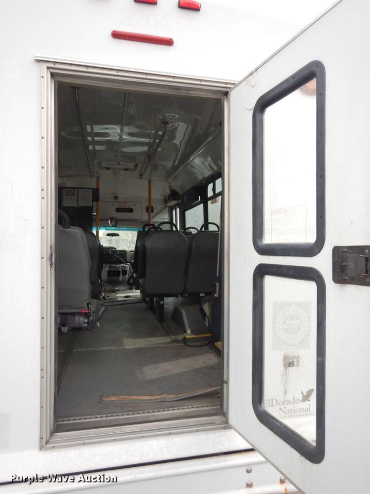 image for item DG6463 2011 Ford Econoline E450 Super Duty Aerotech shuttle bus