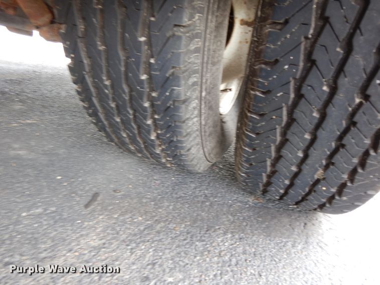 image for item DG6463 2011 Ford Econoline E450 Super Duty Aerotech shuttle bus