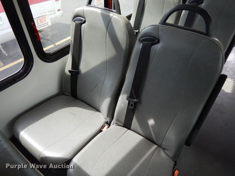 image for item DG6463 2011 Ford Econoline E450 Super Duty Aerotech shuttle bus