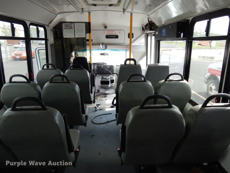 image for item DG6463 2011 Ford Econoline E450 Super Duty Aerotech shuttle bus