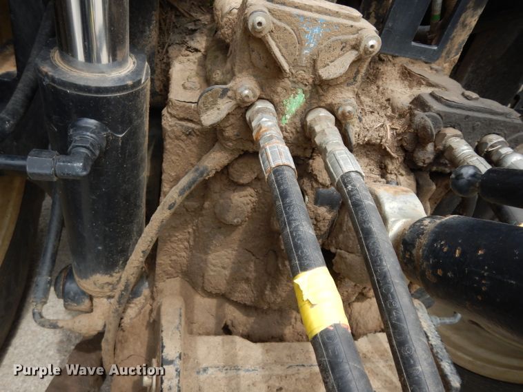 image for item DG6493 John Deere 785 manure spreader