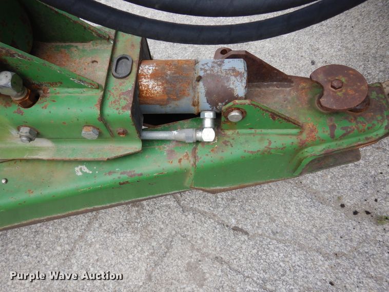 image for item DG6493 John Deere 785 manure spreader