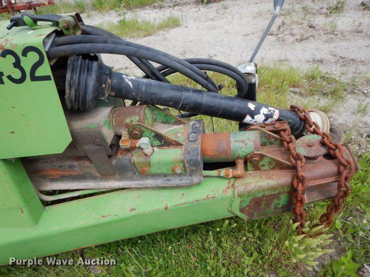 image for item DG6494 John Deere 780 manure spreader