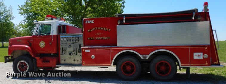 image for item DG6495 1987 International S2600 pumper fire truck