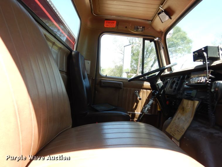 image for item DG6495 1987 International S2600 pumper fire truck