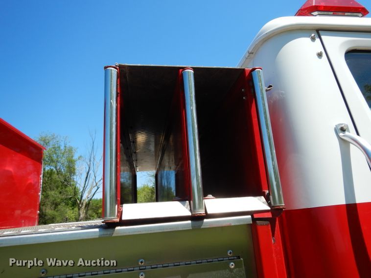 image for item DG6495 1987 International S2600 pumper fire truck