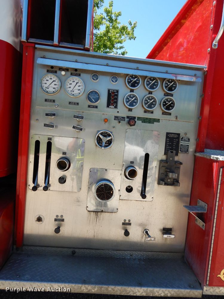 image for item DG6495 1987 International S2600 pumper fire truck