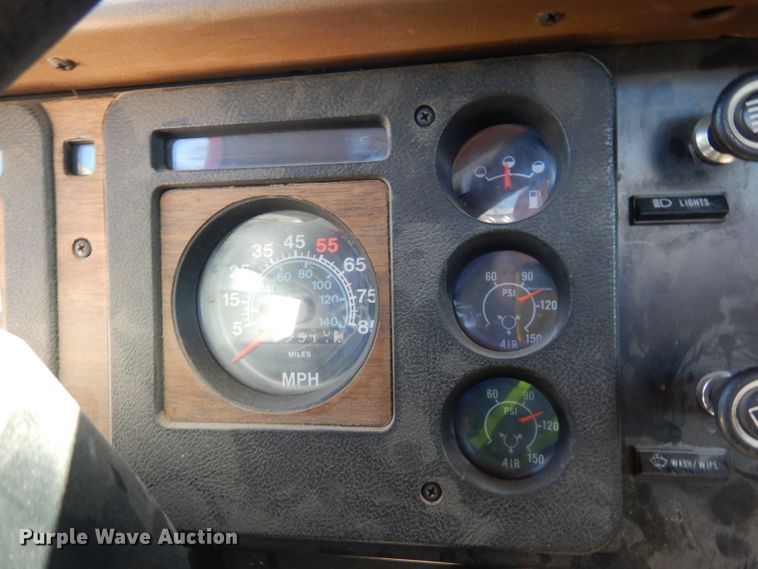 image for item DG6495 1987 International S2600 pumper fire truck