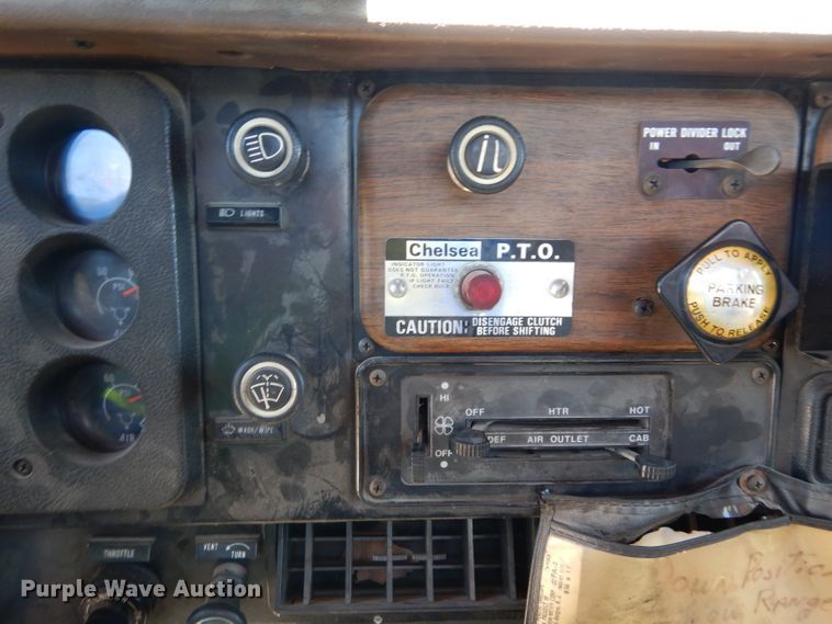 image for item DG6495 1987 International S2600 pumper fire truck