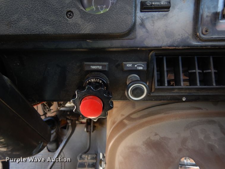 image for item DG6495 1987 International S2600 pumper fire truck