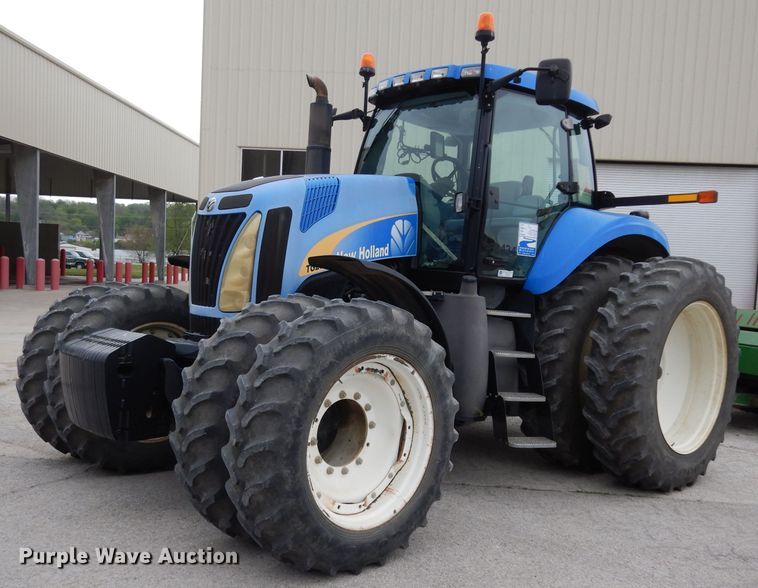 image for item DG6498 New Holland TG215 tractor