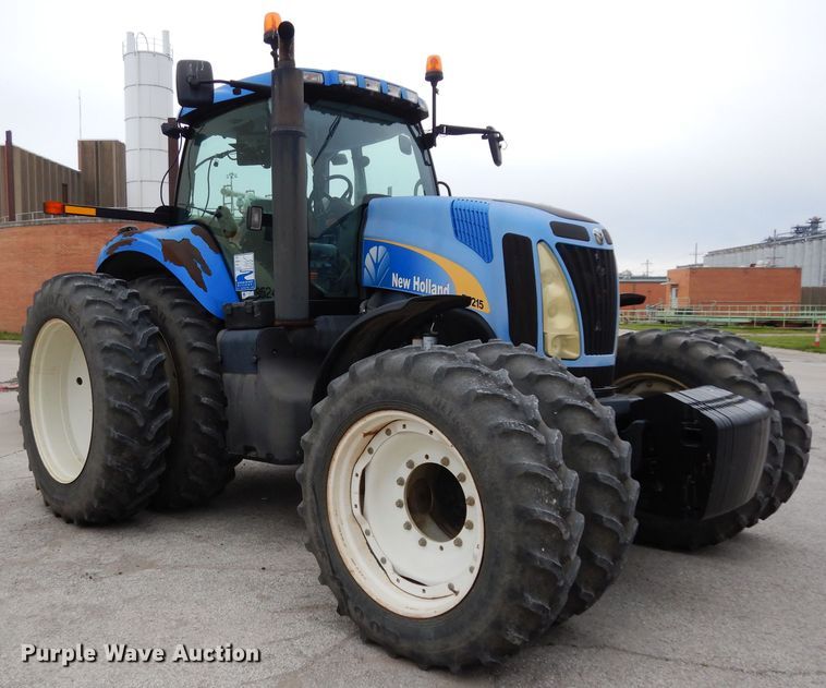 image for item DG6498 New Holland TG215 tractor