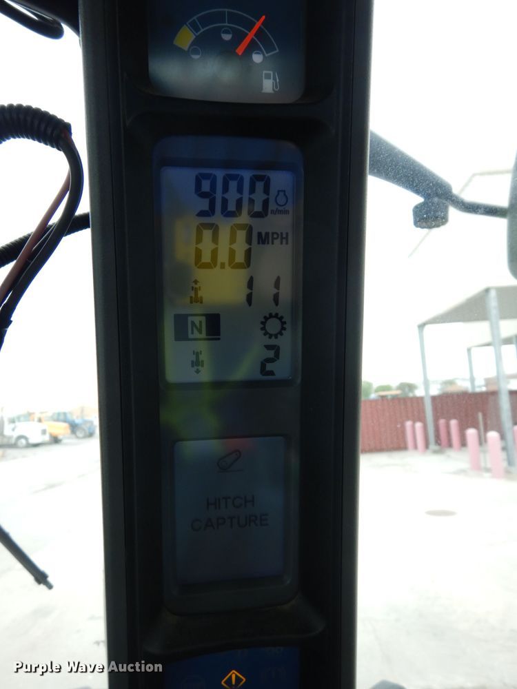 image for item DG6498 New Holland TG215 tractor