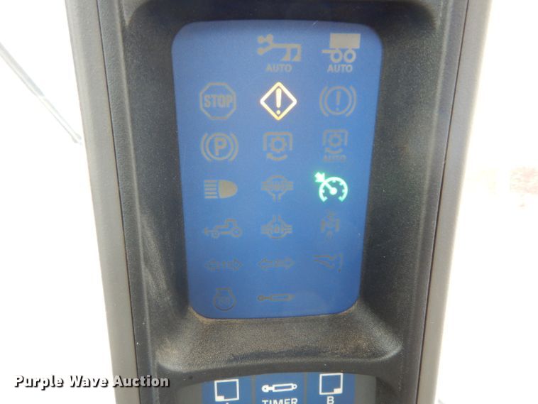 image for item DG6498 New Holland TG215 tractor