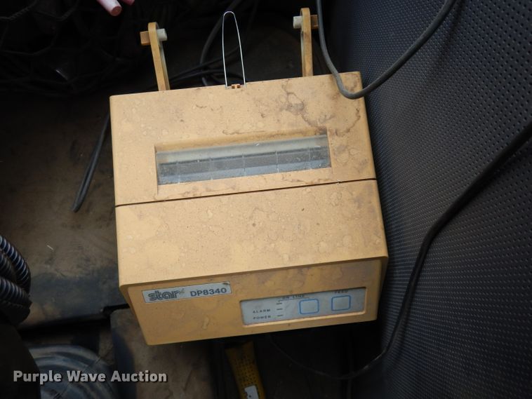 image for item DG6498 New Holland TG215 tractor