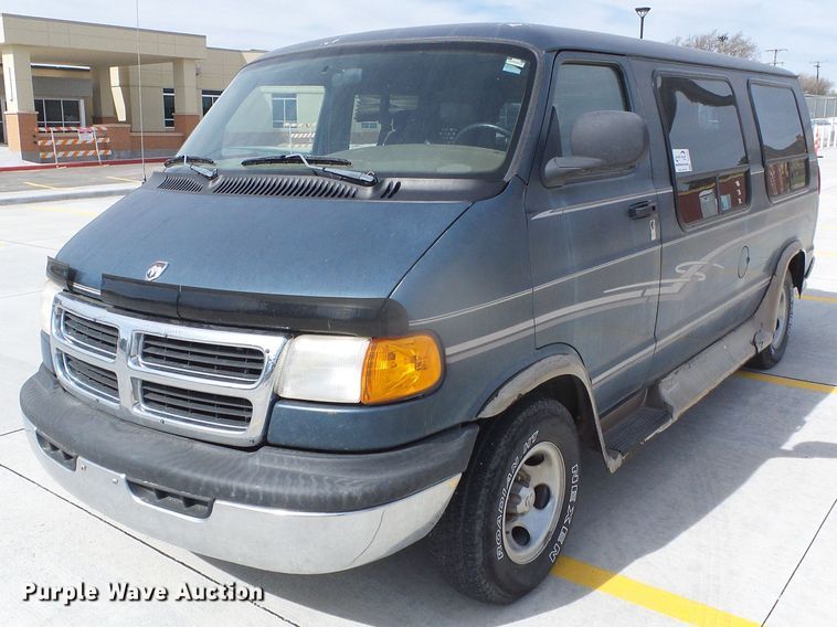 image for item DH4906 1998 Dodge Ram 1500  handicap accessible van