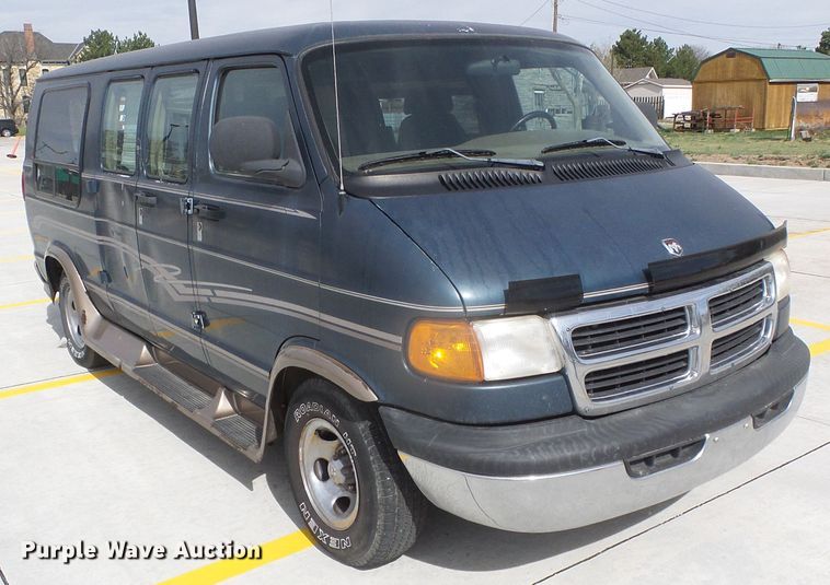 image for item DH4906 1998 Dodge Ram 1500  handicap accessible van