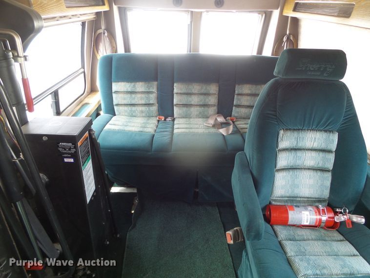 image for item DH4906 1998 Dodge Ram 1500  handicap accessible van