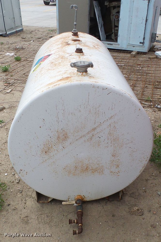 image for item DH4908 Fuel tank