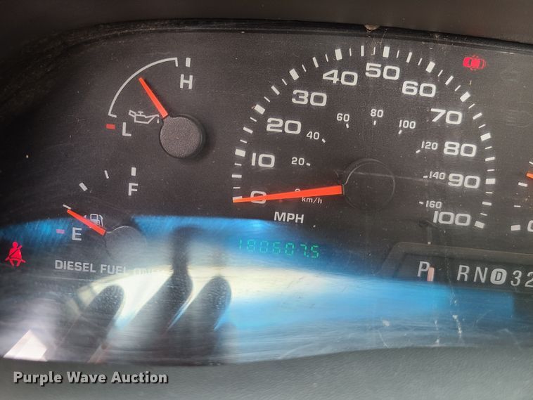 image for item FX9509 2003 Ford F450 Super Duty flatbed truck