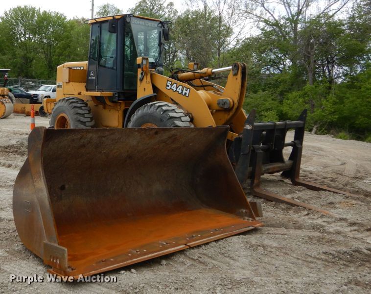 image for item GB9992 2003 John Deere 544H  wheel loader