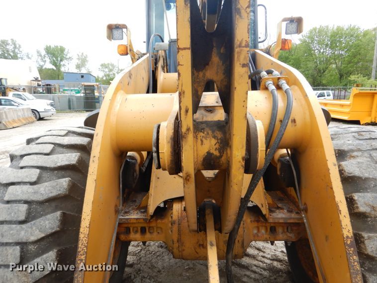 image for item GB9992 2003 John Deere 544H  wheel loader