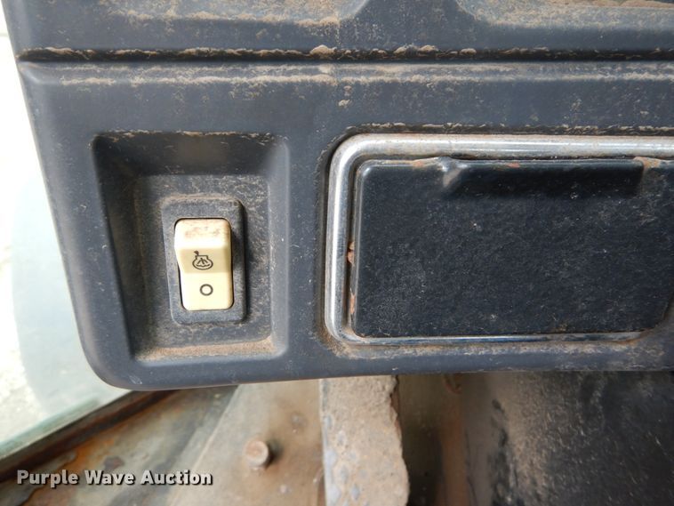 image for item GB9992 2003 John Deere 544H  wheel loader