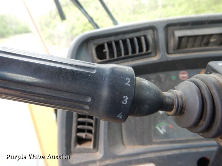 image for item GB9992 2003 John Deere 544H  wheel loader