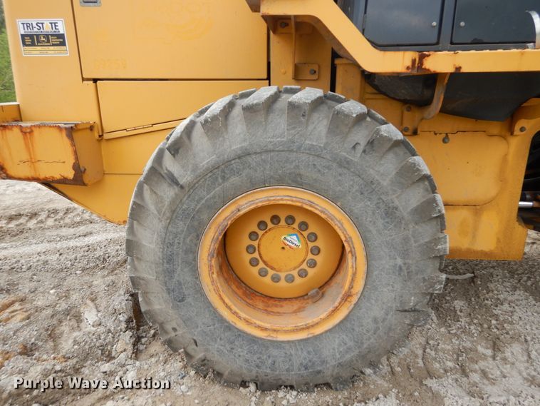 image for item GB9992 2003 John Deere 544H  wheel loader