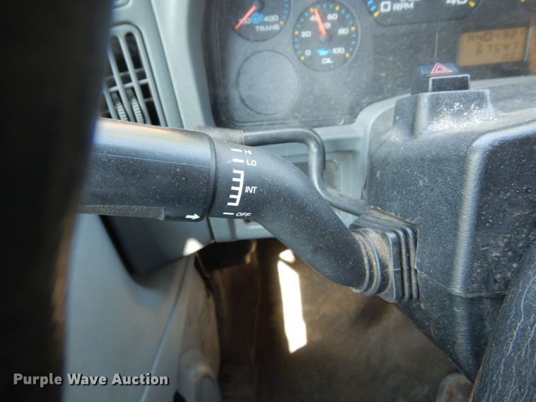 image for item GB9993 2005 International 7600  dump truck