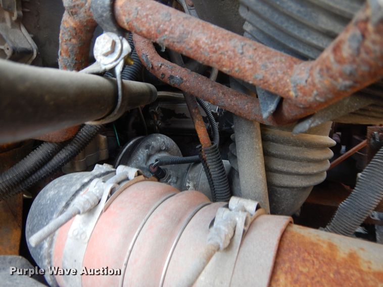 image for item GB9993 2005 International 7600  dump truck