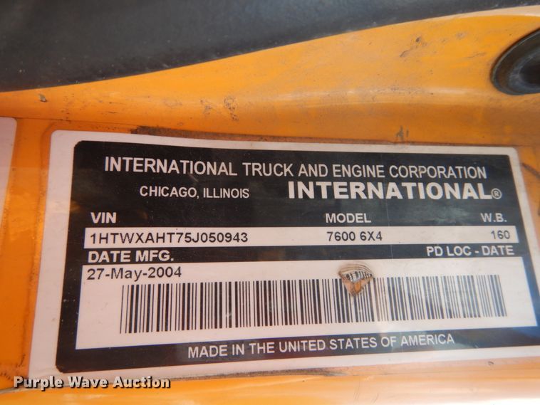 image for item GB9993 2005 International 7600  dump truck