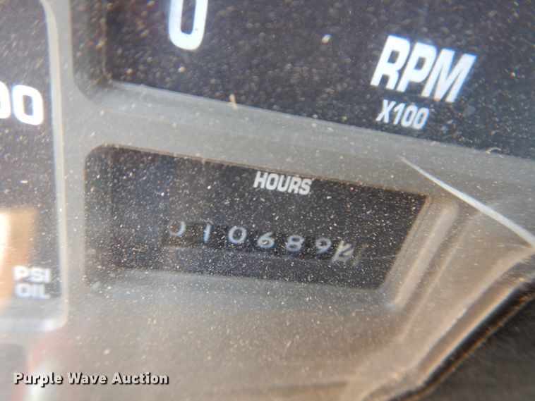 image for item GB9995 2002 International 2554  truck cab and chassis